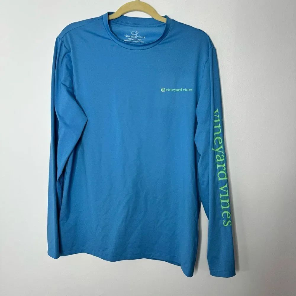 Vineyard Vines long sleeve tee size small